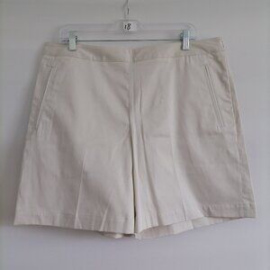 NWT Lizgolf Womens Beige High Rise Flat Front Audra Casual Shorts Size 16